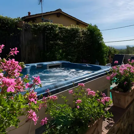 Casa vacanze Lysis Vista E Idromassaggio Lastra a Signa